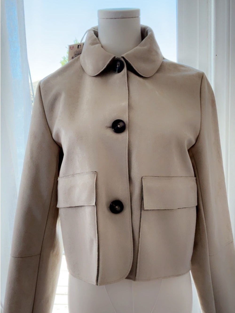 Zara Women's Cream Short Button Jacket